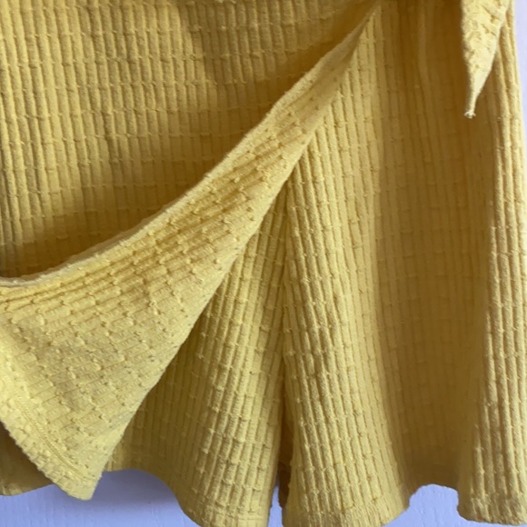 Zara yellow romper - Picture 2 of 3